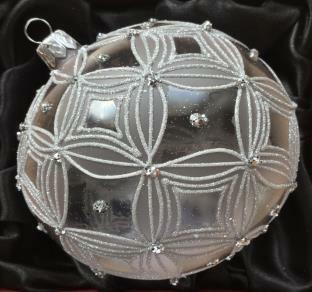 Koule čirá se stříbrným ornamentem listu, 6 cm
