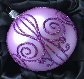 Koule fialový mat s ornamenty, 8 cm