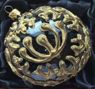 Koule stříbrno modrá se zlatým ornamentem, 6 cm